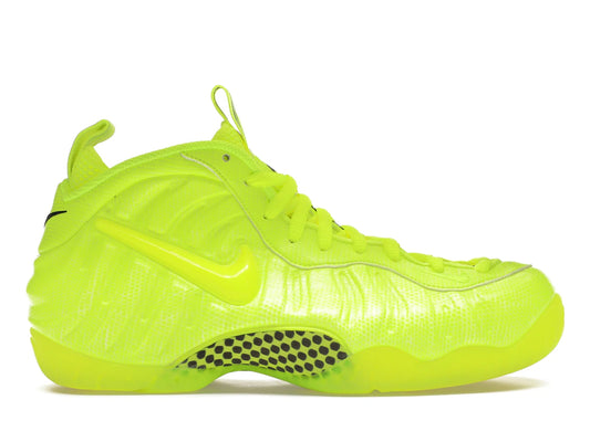 Nike Air Foamposite Pro Volt (2021)