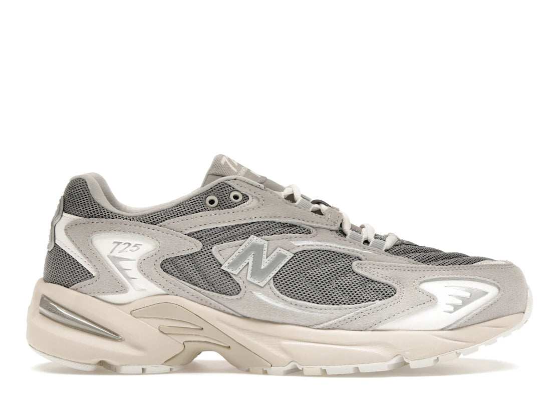 New Balance 725 Light Grey