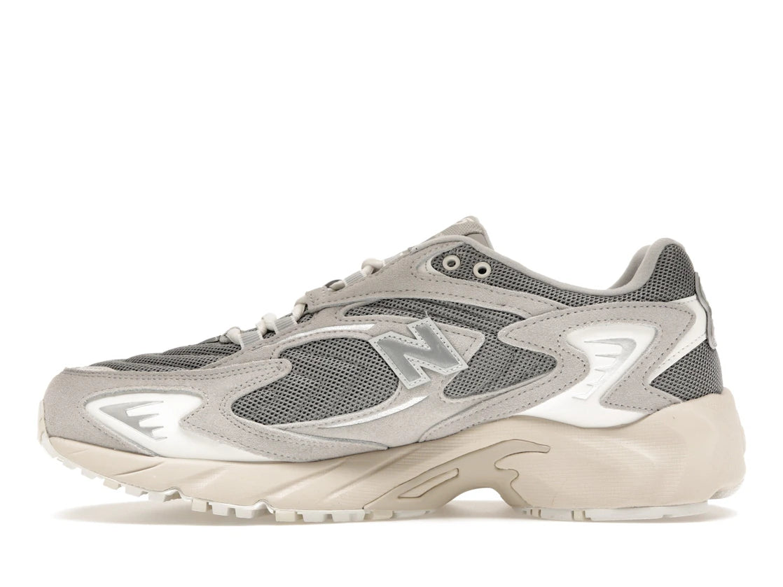 New Balance 725 Light Grey