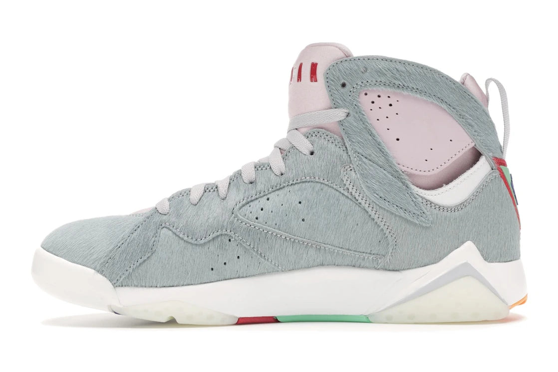 Jordan 7 Retro Neutral Grey