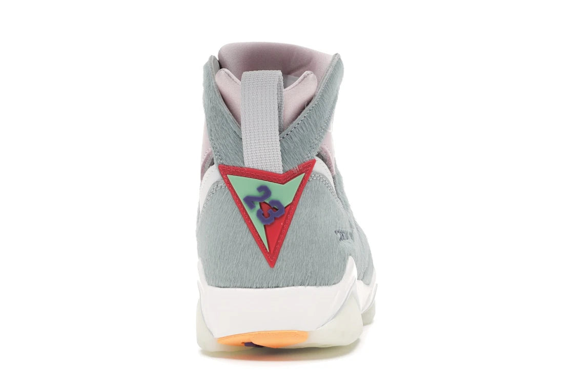 Jordan 7 Retro Neutral Grey