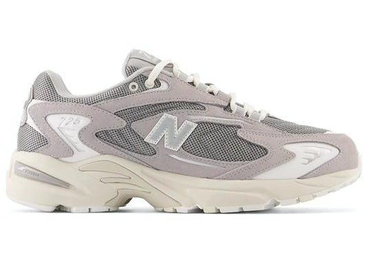 New Balance 725 Light Grey